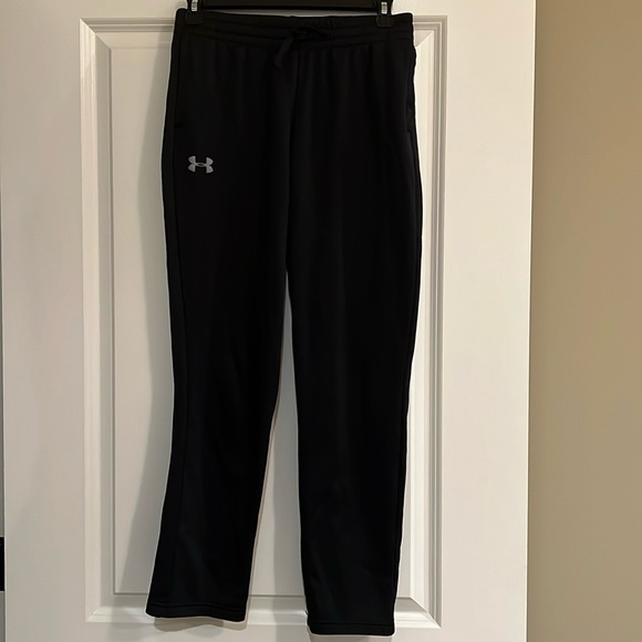 Under Armour boys activewear, EUC - Picture 1 of 5